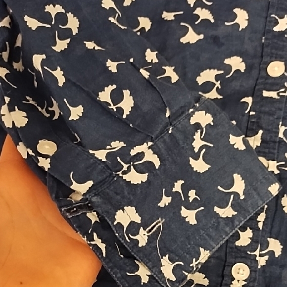 Chic Navy Floral Women's Blouse 100% Cotton - Picture 5 of 8